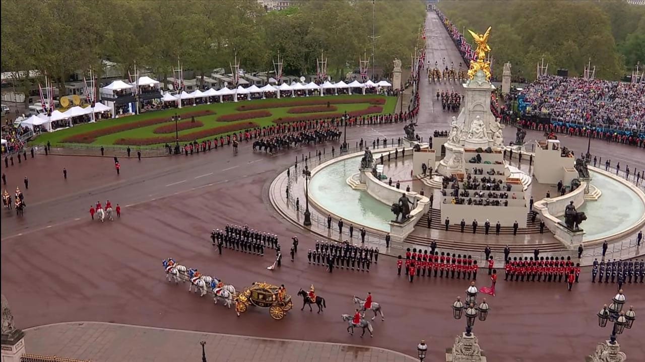 King Charles, Queen Camilla arrive at Westminster Abbey in carriage: Photos