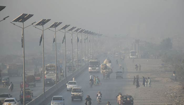 ‘83 Of Lahores Air Pollution Stems From Transport Sector 3899