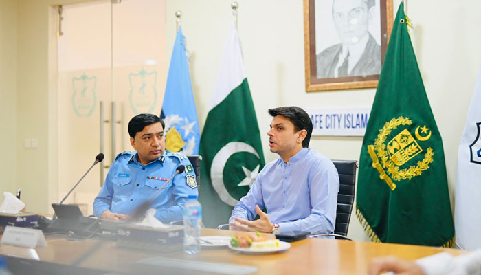 Special Assistant to Prime Minister on Interior Jawad Sohrab Malik during visit to Safe City Headquarters in Islamabad. — Reporter