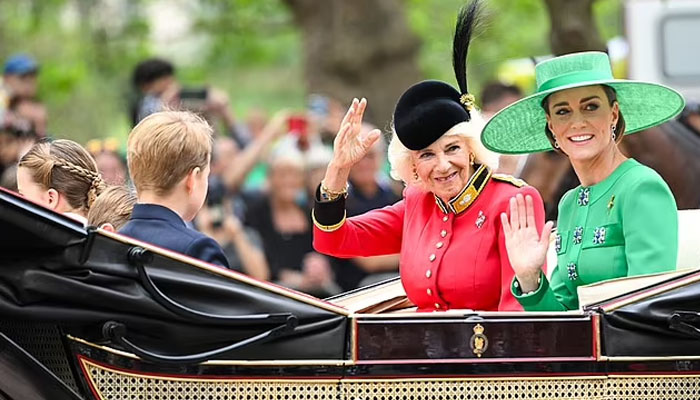 Kate Middleton looks stunning in green at Trooping the Color