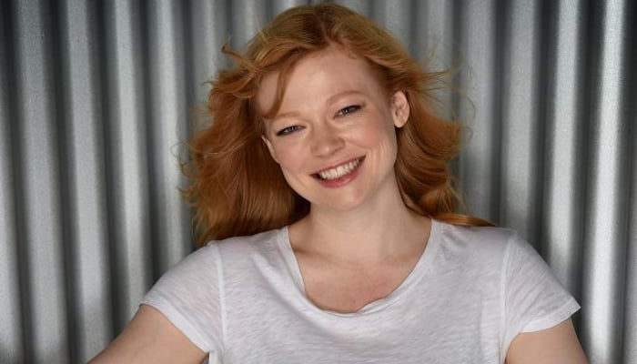 Sarah Snook opens up on playing all 26 roles in The Picture of Dorian Gray theatre adaptation