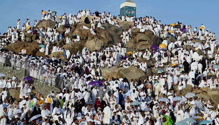 حج کا خطبہ اختلاف، تفرقہ کو ٹالنے کے لیے امت کے اتحاد پر زور دیتا ہے۔