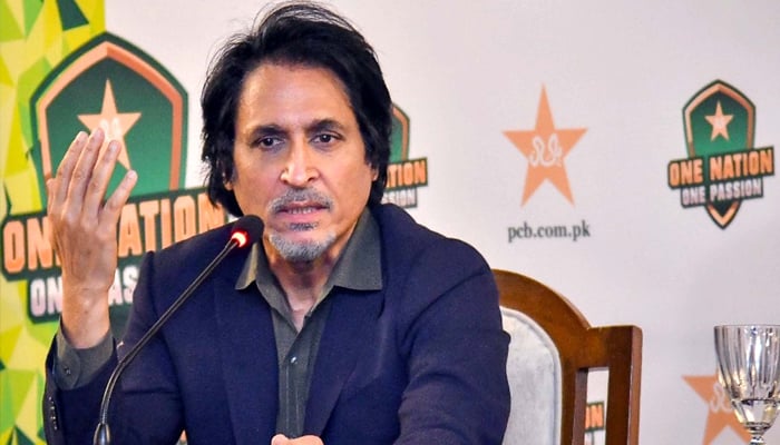 Ramiz Raja addresses media persons during a press conference in Karachi on December 22, 2021. — PPI