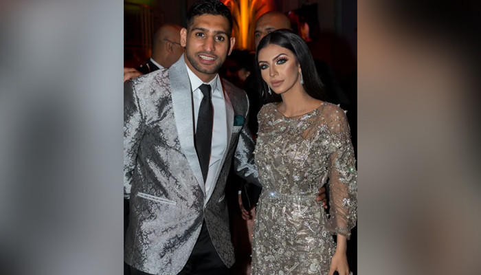 Amir Khan admits sexting, but claims didnt cheat on wife Faryal Makhdoom