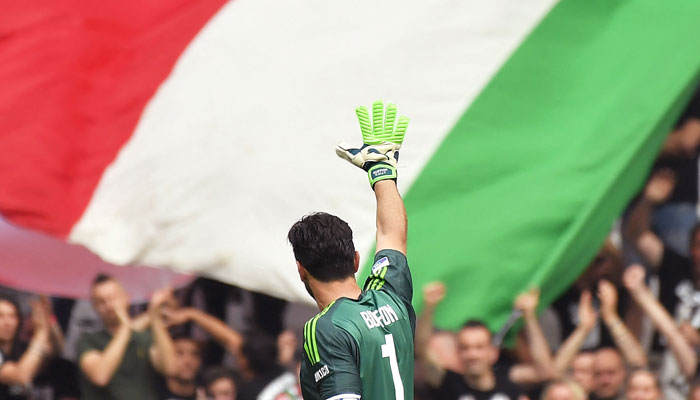 Juventus´ goalkeeper Gianluigi Buffon greets fans during the Italian Serie A football match Juventus versus Verona, on May 19, 2018 at the Allianz Stadium in Turin. Legendary Italian goalkeeper Buffon announced retirement on social media on August 2, 2023.—AFP