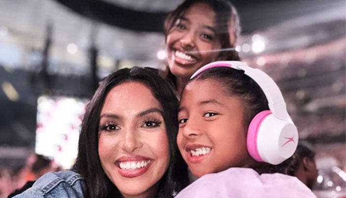 Vanessa Bryant kept her late husband and daughter Kobe Bryant and Gianna Bryant close to her while enjoying a Taylor Swift concert