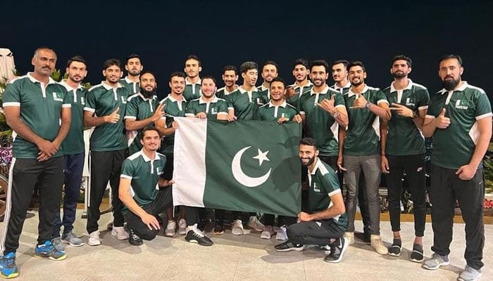 Pakistans squad for Asian men’s volleyball championship poses for a photo on August 4, 2023. — Author