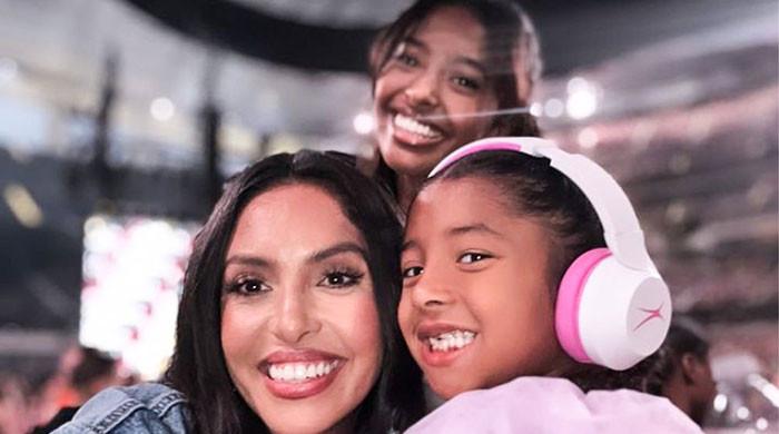 Kobe Bryant's family posts heart-tugging pictures following