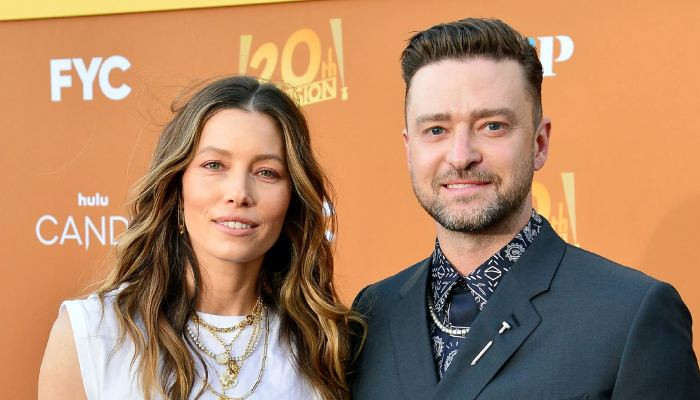 Justin Timberlake admires Jessica Biel’s ‘abs of steel’ during pilates workout