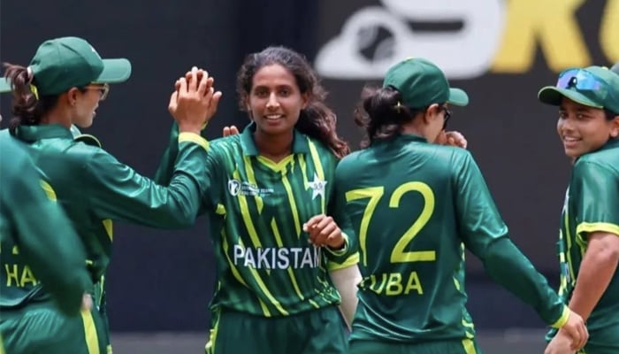 Members of the Pakistan womens cricket team. — Twitter/@CoolNidadar