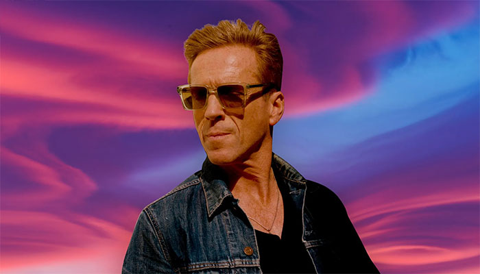 Fan frenzy continues: Damian Lewis extends debut album tour across UK.