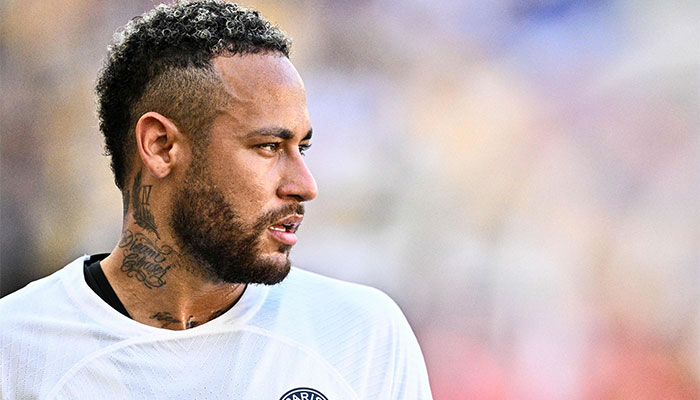 Paris Saint-Germainâ€™s Neymar prepares to take a corner during a friendly football match against Jeonbuk Hyundai Motors, at the Asiad Main Stadium in Busan on August 3, 2023.—AFP