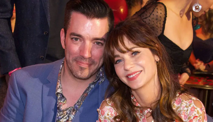 Zooey Deschanel and Jonathan Scott are engaged