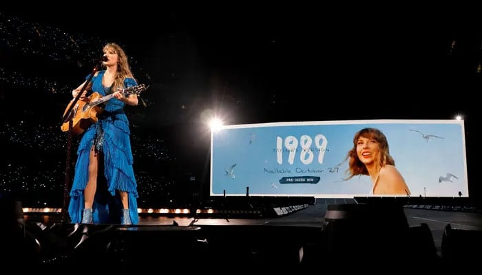 Taylor Swift announced 1989 Taylors Version on August 9