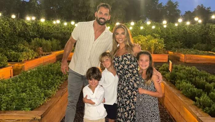 Jessie James Decker talks about ‘Implant’ ISSUES amid pregnancy