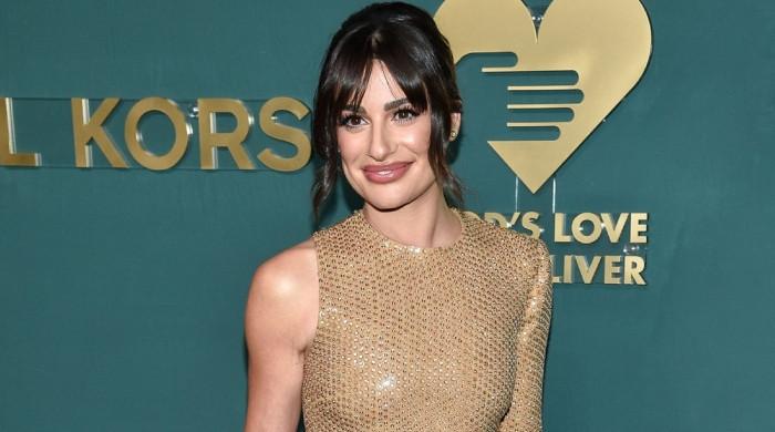 Lea Michele ‘Funny Girl’ Broadway gig میں ‘فائنل بو’ لے رہی ہے۔