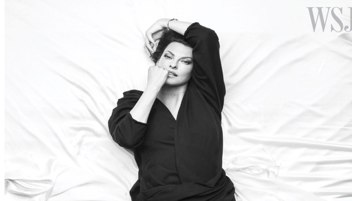 Linda Evangelista shares her breast cancer battle for first time: one foot in grave