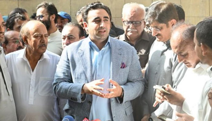 Pakistan Peoples Party (PPP) Chairman Bilawal Bhutto-Zardari interacts with journalists in Karachi on September 8, 2023. — X/@MediaCellPPP