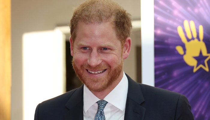 Prince Harry’s gestures reveal he is capable of THIS career after Royal Life