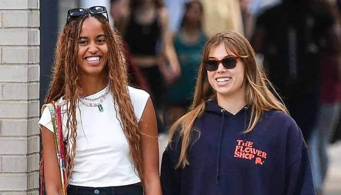 Malia Obama with her friend in New York City. — Twitter @grosbygroup