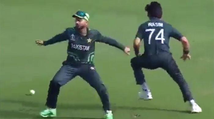 Pak vs Aus: Indian batter trolls Pakistan for clumsy fielding in warm ...