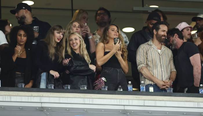 Taylor Swift finds new pal during Kansas City game