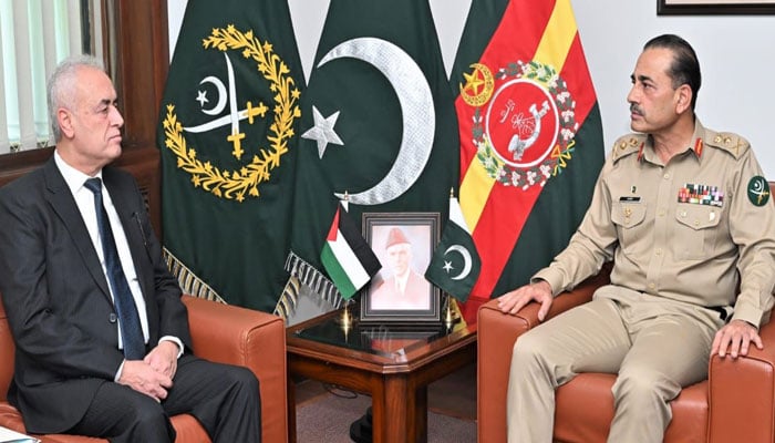 Chief of Army Staff (COAS) General Asim Munir (right) meeting with Palestinian Ambassador to Pakistan Ahmad Jawad at General Headquarters in Rawalpindi on October 24, 2023. — ISPR