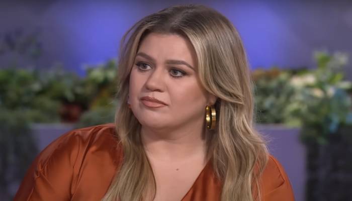 Kelly Clarkson pals ready to get their friend back in the dating game