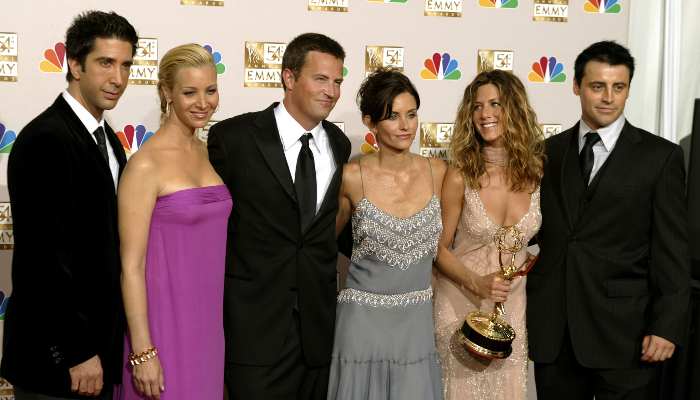 Matthew Perry with Friends cast
