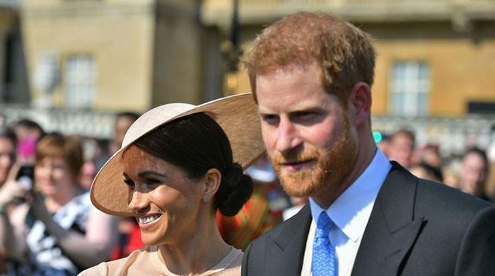 Prince Harry, Meghan's popularity sinks: 'Ship them back to UK'