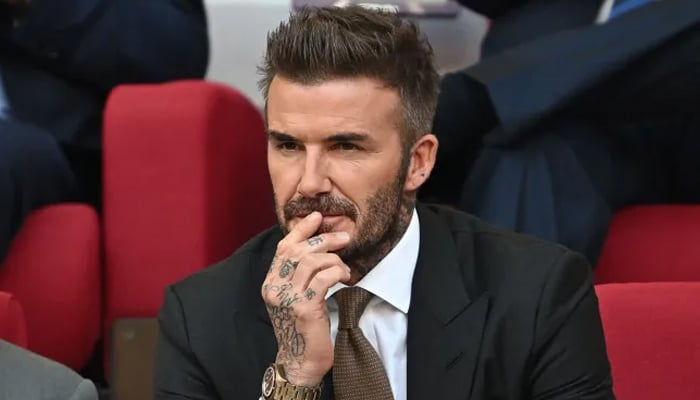 30 Popular David Beckham Hairstyles To Copy in 2024 | Coiffure homme,  Coiffure homme barbe, Cheveux homme