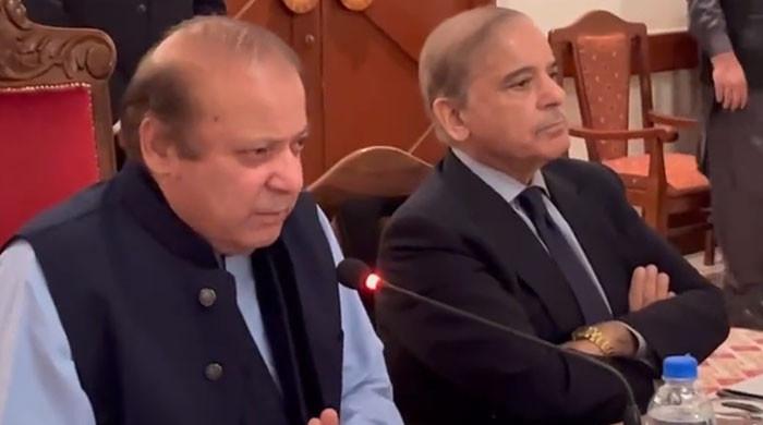 نواز شریف کے دورہ کوئٹہ کے دوران 30 سے ​​زائد اہم سیاسی شخصیات نے مسلم لیگ ن میں شمولیت اختیار کی۔