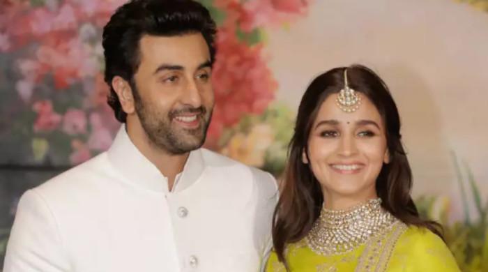 Alia Bhatt, Ranbir Kapoor FINALLY reveal daughter Raha's face