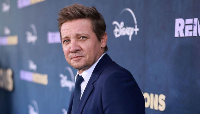 Jeremy Renner re-visits hospital where he was treated after snowplough accident