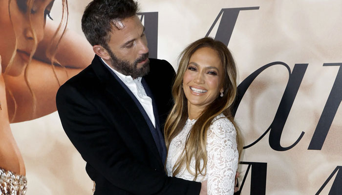 Ben Affleck, Jennifer Lopez accused of staging PDA after St. Barts fight