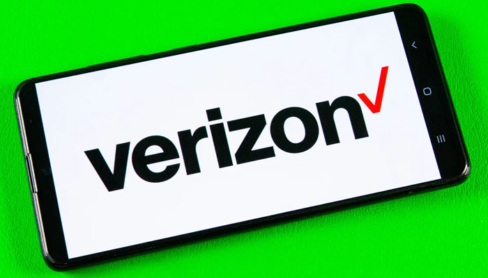 A display of the Verizon logo on a smartphone. — Verizon