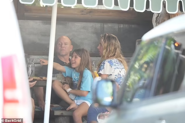 Mike Tindall chatting up with Elsa