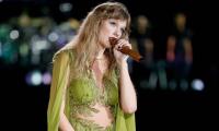 Taylor Swift's birth hospital commemorates 'Newborn Era': receive special  bracelets