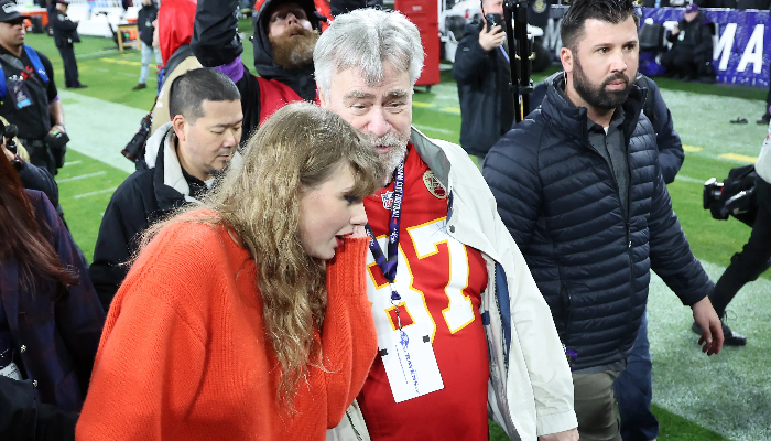 Taylor Swift calls Ed Kelce dad