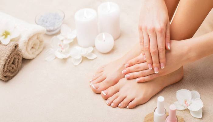 Key tips to prevent cracked heels and dryness in winter season