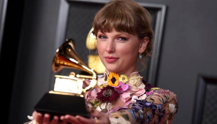 Taylor Swift set to make headlines at surprising night of Grammy Awards