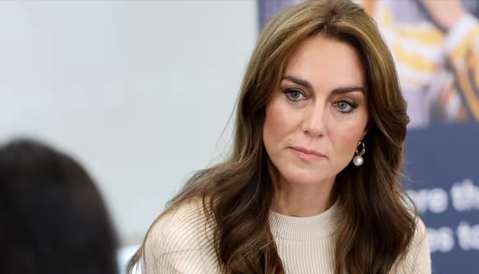 Kate Middleton accused of illegal drugs consumption in sham book