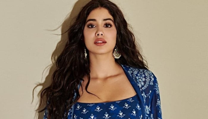 Janhvi Kapoor reveals her experience about studying in LA