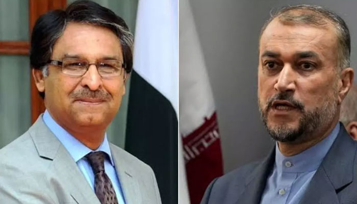 Pakistans Caretaker Foreign Minister Jalil Abbas Jilani (left) and his Iranian counterpart Hossein Amir-Abdollahian. — IRNA English