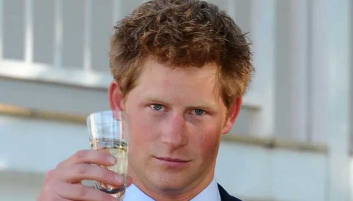 Prince Harry heaves sigh of relief as plan to leak Dukes unseen intimate pics foiled