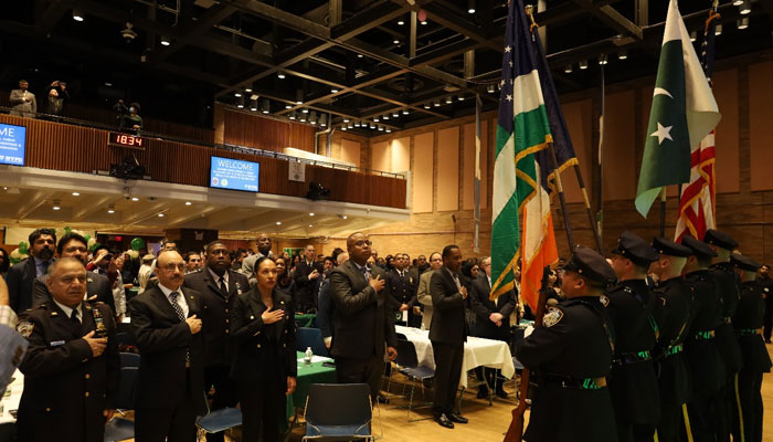 Dignitaries stand before the ceremonys commencement. — Embassy of Pakistan