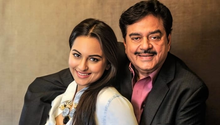 Sonakshi Sinha reveals she is not going to join politics with her father