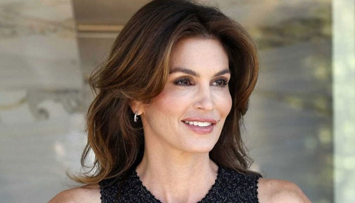 Cindy Crawford says she was the big fish in her family