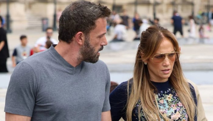 Jennifer Lopez, Ben Affleck staying in separate homes for THIS reason