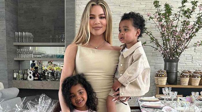 Khloe Kardashian بچوں کے ساتھ پلے ٹائم کی دلکش ویڈیوز چھوڑتی ہے۔